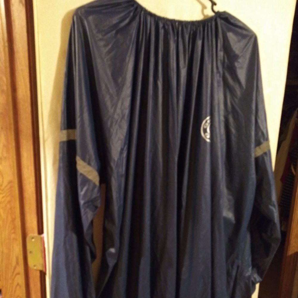 Gold's Gym Sauna Shirt  One Size